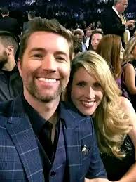 Musician seeks genuine connection with fan