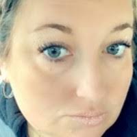 Michele Dyson's Instagram, Twitter & Facebook