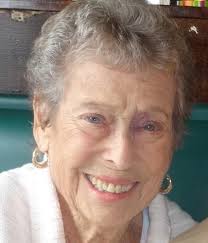 Eloise Leslie's Instagram, Twitter & Facebook