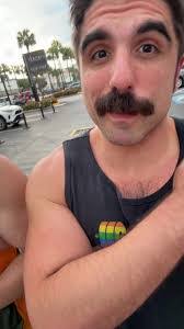 Barry Pastor's Instagram, Twitter & Facebook