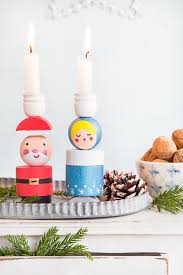 Ein Ganz Besonderer Adventskranz Fur Kinder Pfefferminzgrun Adventskranz Adventskranz Basteln Kinder