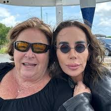 Leandro Falcon's Instagram, Twitter & Facebook