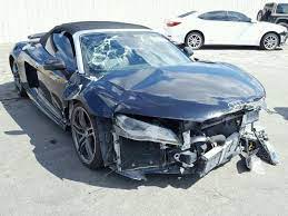 Salvage 2011 Audi R8 5 2 Quattro 2011 Audi R8 Car Detailing Sports Car