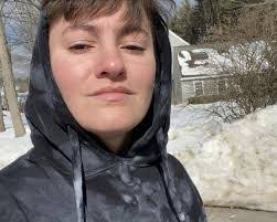 Nikki Logan's Instagram, Twitter & Facebook