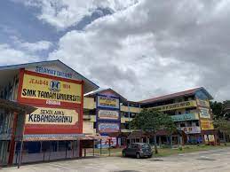 The town is dominated by civil servants (lecturers from this system, the heart of taman universiti is located at kebangsaan zone where aeon taman universiti (as known as jusco) and. Smk Taman Universiti Videos Facebook