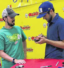 Chase for the cup is the eighth installment of the ea sports' nascar video game series. Nascar Fans Race To Town To Meet Chase Elliott Robesonian