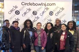 students volunteer at nonprofits during