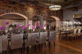 6 Austin Wedding Venues Where Byo Is A Ok Outside Caterer Allowed Austin Wedding Venues Austin Wedding Wedding Catering Cost