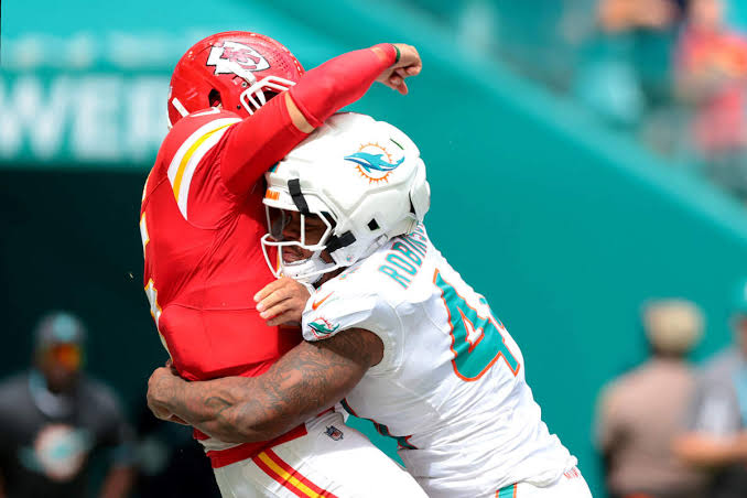 KC Chiefs-Miami Dolphins: NFL game recap, score, analysis | Kansas City Star