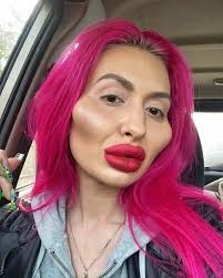 Homeless woman gets makeover