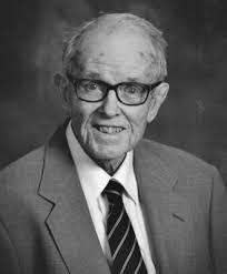 Vincent Thacker's Instagram, Twitter & Facebook