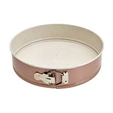 Cam kalıplar yerine metal kalıplar bu. Karaca Rose Gold Kelepceli Kek Kalibi 30 Cm Karaca