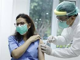 Bánh chưng tình thương tặng người lao động nghèo. Gydba9x8rd9qrm