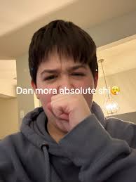 Weebster11 (@weebster111)