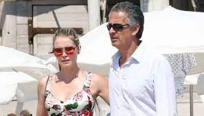 The official facebook page of bestselling author michael lewis. Iahs1wc4wk1aqm