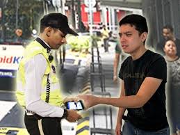 Pastikan anda tahu setiap warna dan maksudnya. Boleh Ke Polis Periksa Phone Korang Tanpa Sebab Kukuh Asklegal My