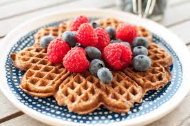 Vafler er lette å dele og smaker fantastisk! Kvardagsvaflar Oppskrift Kvardagsmat No