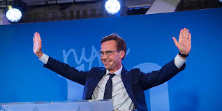 Kort innan pressträffen publicerade ulf kristersson en artikel på dn debatt. Kristersson Avga Stefan Lofven Gp