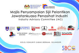 1⃣ diploma teknologi senibina 2⃣ sijil pemprosesan. 21 Oktober 2019 Majlis Kolej Komuniti Sabak Bernam Facebook