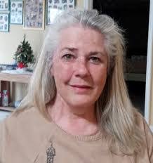 Robyn Lynn's Instagram, Twitter & Facebook