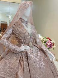 Makna dibalik kebaya akad nikah isyana sarasvati baca juga: 25 Inspirasi Gaun Pengantin Muslimah Yang Modern Updated 2021 Bukareview