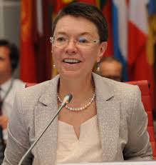 ISSUE 3, 2016 THE OSCE M AGAZINE