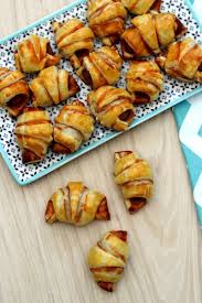 Croissants Feuilletes Aux Saucisses Et Ketchup Amandine Cooking Recette Apero Feuillete Recette Apero Dinatoire Feuillete Saucisse