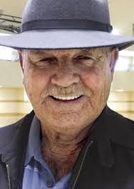 Bonnie Pitcher's Instagram, Twitter & Facebook