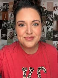 Simply Red! Have an AWESOME week-end! 5 E