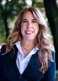 Alexa Samuels's Instagram, Twitter & Facebook