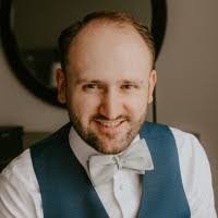 Daniel Benfield's Instagram, Twitter & Facebook