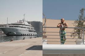 The vessel is 63 feet long with two bedrooms that can reach a top speed of 69 miles per hour. Conor Mcgregor Owns A 300 Foot Lamborghini Superyacht Engaging Car News Reviews And Content You Need To See Alt Driver