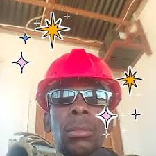 What are the qualifications for joining crime prevention wardens?