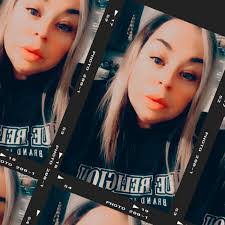 April Blasingame's Instagram, Twitter & Facebook