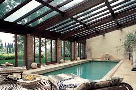 Ab In Den Indoor Pool Schweizer Illustrierte Hallenbad Pool Dekor Swimming Pool