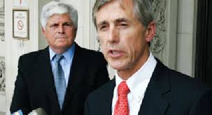 A declaration of independents in 2010