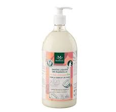Le lait d'ânesse frais et biologique (issu d'une petite ferme de l'hérault) est ajouté à froid (après la saponification). Savon Liquide De Marseille Au Lait D Anesse Bio Cosmetique Naturelle Laboratoires Messegue