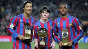 ولم يجدد ليونيل ميسي عقده مع برشلونة، رغم أنه يبدو أكثر سعادة وفجر ليونيل (33 عاماً) مفاجأة من العيار الثقيل شهر أغسطس من العام الماضي وذلك عندما طلب من النادي السماح له. Ù„ÙŠÙˆÙ†ÙŠÙ„ Ù…ÙŠØ³ÙŠ ÙÙŠ Ù‡Ø°Ø§ Ø§Ù„ÙŠÙˆÙ… Ù…Ù†Ø° 15 Ø¹Ø§Ù…Ø§ Ø¸Ù‡Ø± Ù„Ø¹Ø§Ù„Ù… ÙƒØ±Ø© Ø§Ù„Ù‚Ø¯Ù… ÙˆØºÙŠØ± Ù…ÙˆØ§Ø²ÙŠÙ†Ù‡Ø§ ÙÙŠØ¯ÙŠÙˆ Ù†Ø§ÙØ°Ø© Ø§Ù„Ø±ÙŠØ§Ø¶Ø©