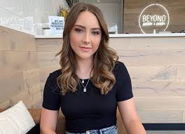 Eminem S Daughter Posts The Perfect Photo And Explains How She Took It Hailie Jade Scott S Fans Are Happy She Is No Longer Media Shy Eminem Eminems Daughter Eminem Slim Shady