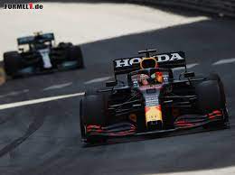 Max verstappen genießt die genugtuung im. Valtteri Bottas Radmutter Klemmt Noch Immer Am Auto Fest