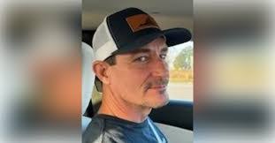 Brad Helms's Instagram, Twitter & Facebook