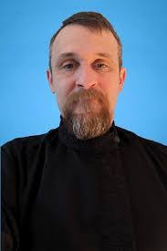 Robert Arida's Instagram, Twitter & Facebook