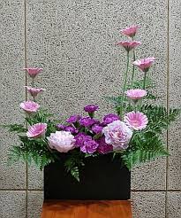 Karangan bungannya ada yang berbulu halus, ada juga yang tidak. 100 Ide Rangkaian Bunga Altar Di 2021 Rangkaian Bunga Altar Bunga