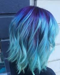 чем покрасить волосы в зеленый цвет на один день Des Cheveux Bleus On Adore Et Vous Cheveux Cheveuxbleu Coiffure Bleuhair Hair Hairstyle Oselia Light Blue Hair Dyed Hair Hair Color Blue