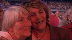 This is so beautiful and powerful. Love and hope to the people of  Australia.🎼🌷 **André Rieu