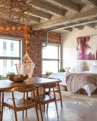 An Artsy Downtown Loft In La Bursting With Books In 2020 Loft Apartment Decorating Loft Interiors Small Loft Apartments