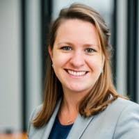 Amber Bellis's Instagram, Twitter & Facebook