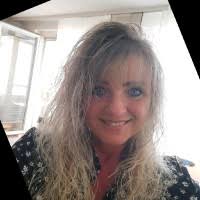 100+ "Karin Weiss" profiles