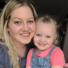 Who has baby girl items like swings and clothes in Oregon?