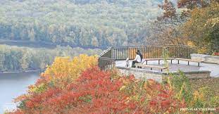 Dogs must be on a six foot leash for the duration of their visit and owners are reminded to clean up after their pets. 7 Stunning Iowa State Park Views For Fall Dnr News Releases